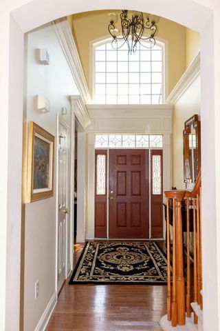 6 BARBADOS CT, Hamilton, NJ 08691