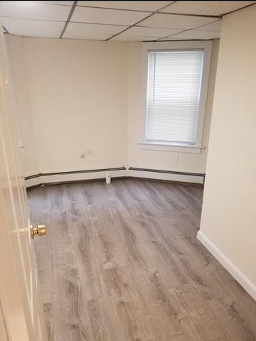 101 Oak Island St, Revere, MA 02151