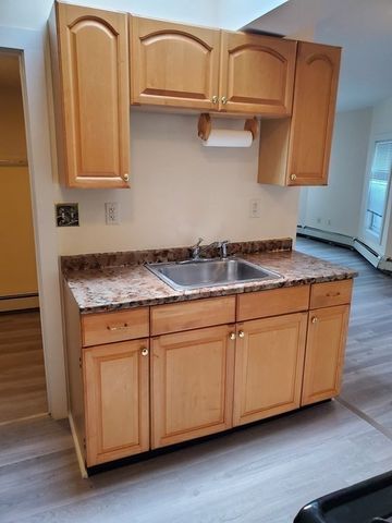 101 Oak Island St, Revere, MA 02151
