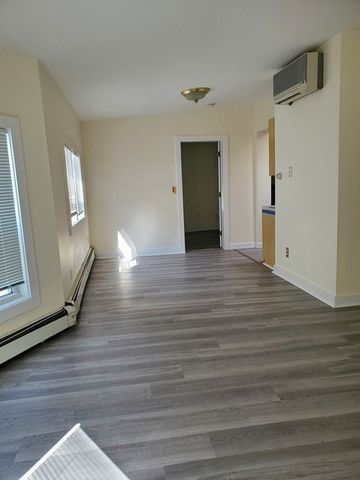 101 Oak Island St, Revere, MA 02151