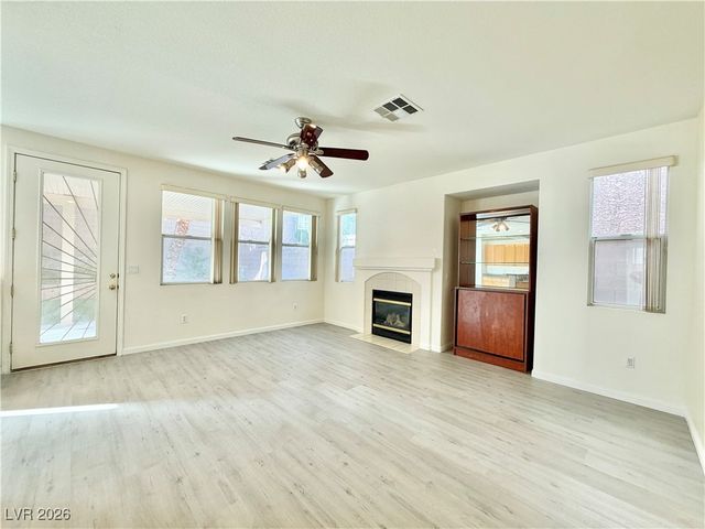 3889 Palm Island Court, Las Vegas, NV 89147