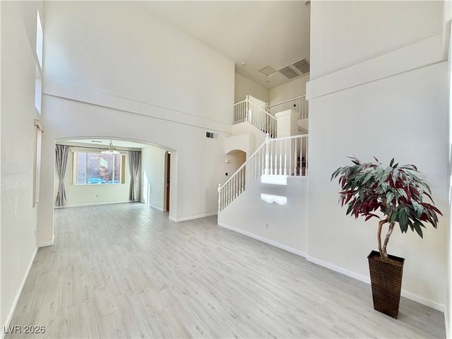 3889 Palm Island Court, Las Vegas, NV 89147