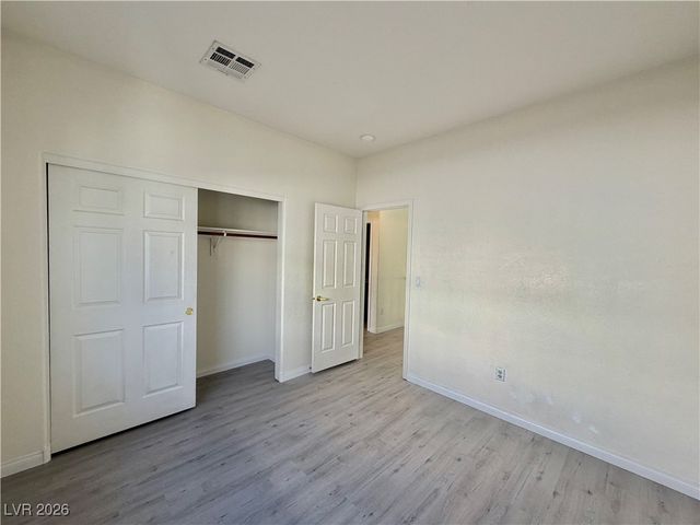 3889 Palm Island Court, Las Vegas, NV 89147