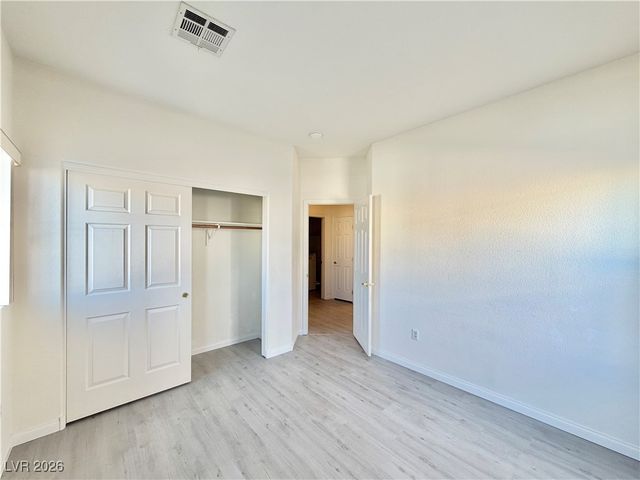 3889 Palm Island Court, Las Vegas, NV 89147