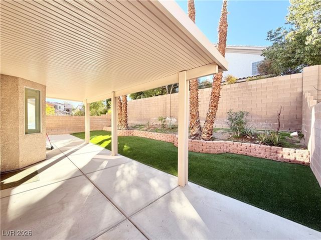 3889 Palm Island Court, Las Vegas, NV 89147