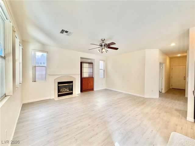 3889 Palm Island Court, Las Vegas, NV 89147