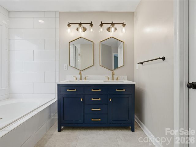 10314 Rougemont Lane, Charlotte, NC 28277