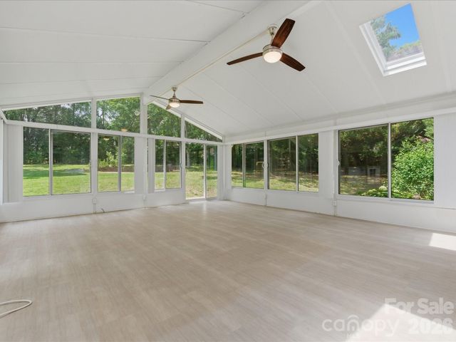 10314 Rougemont Lane, Charlotte, NC 28277