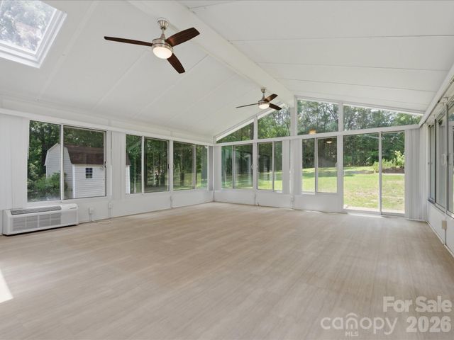 10314 Rougemont Lane, Charlotte, NC 28277