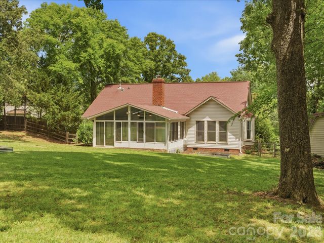 10314 Rougemont Lane, Charlotte, NC 28277