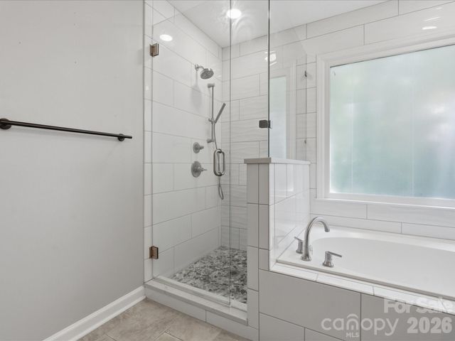 10314 Rougemont Lane, Charlotte, NC 28277