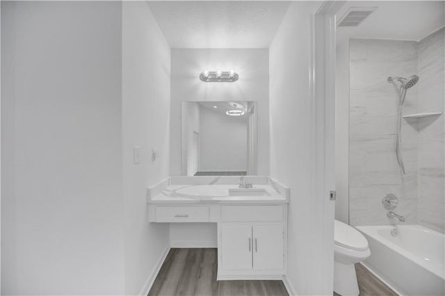 330 Quail Run, Roswell, GA 30076