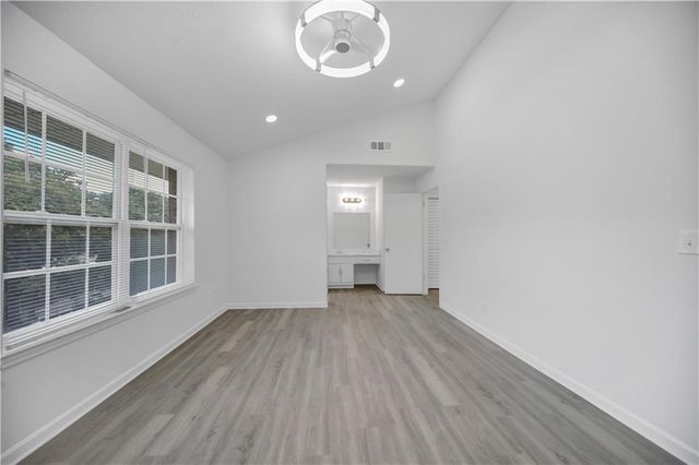 330 Quail Run, Roswell, GA 30076