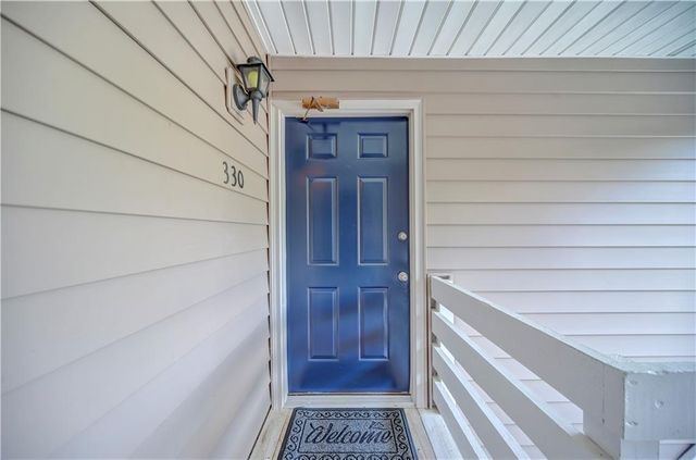 330 Quail Run, Roswell, GA 30076