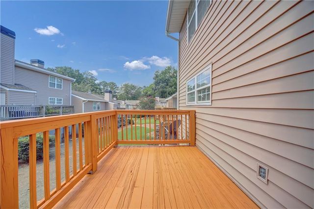 330 Quail Run, Roswell, GA 30076