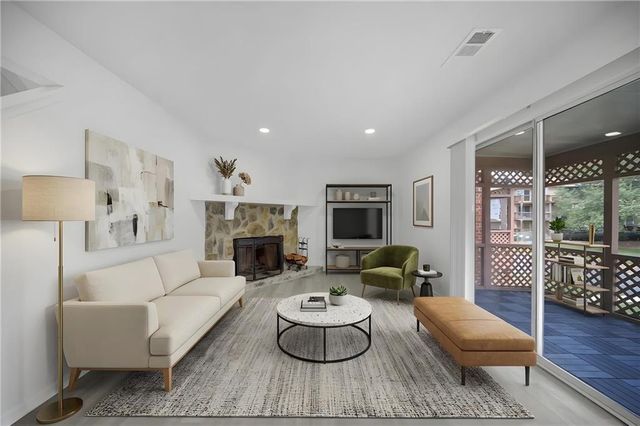 330 Quail Run, Roswell, GA 30076