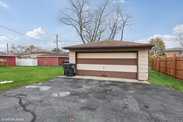 16645 Cottage Grove Avenue, South Holland, IL 60473