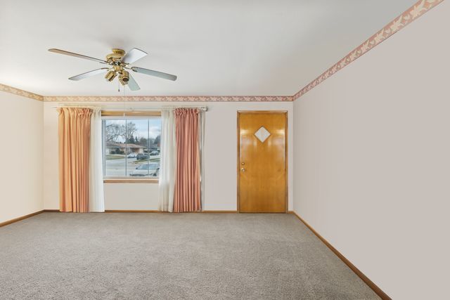 16645 Cottage Grove Avenue, South Holland, IL 60473