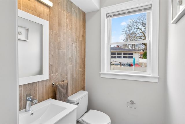 93 Alden, Dedham, MA 02026