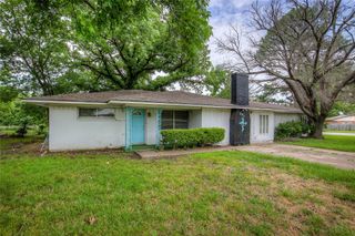 201 Brookhaven Terrace, Commerce, TX 75428
