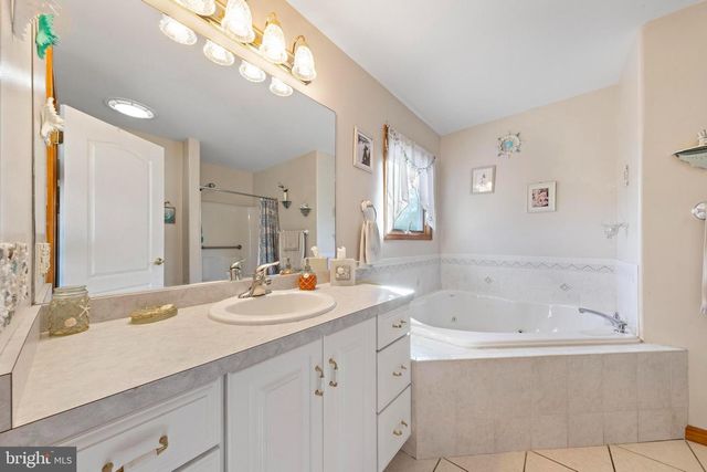 453 ANDREW AVE, Bayville, NJ 08721