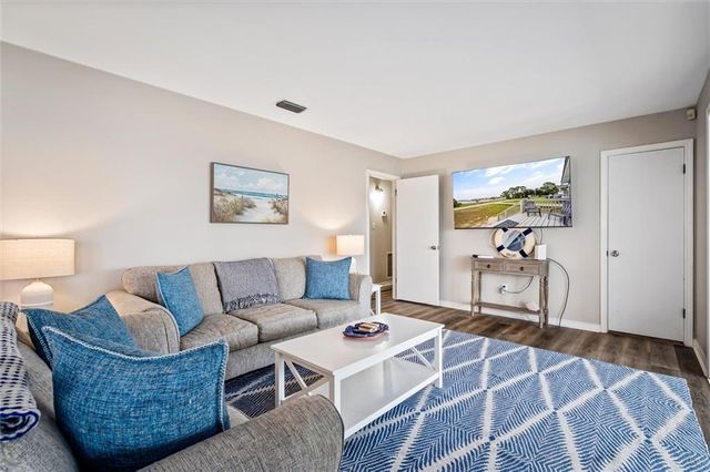 406 Audubon Drive, Dauphin Island, AL 36528