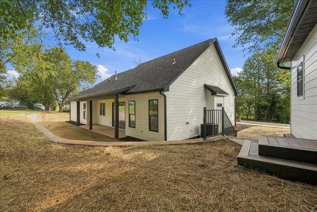 201 Maple Street, Lyman, SC 29365
