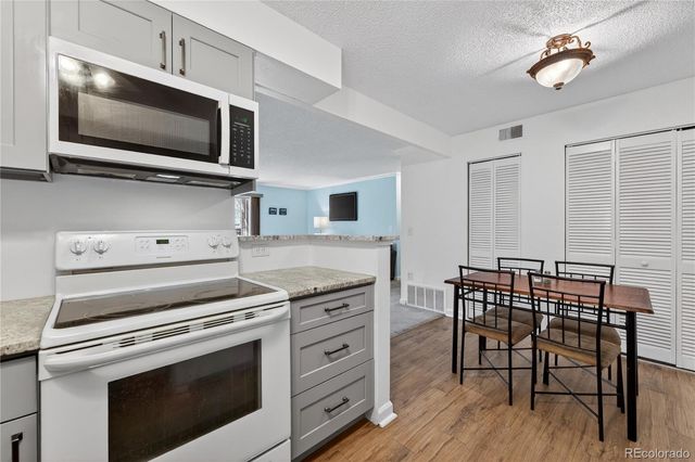 3320 S Ammons Street 101, Lakewood, CO 80227