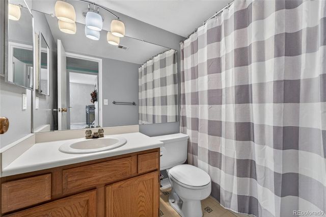 3320 S Ammons Street 101, Lakewood, CO 80227