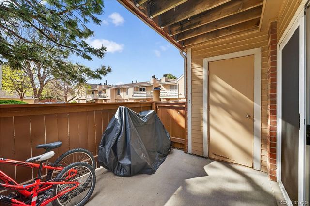 3320 S Ammons Street 101, Lakewood, CO 80227