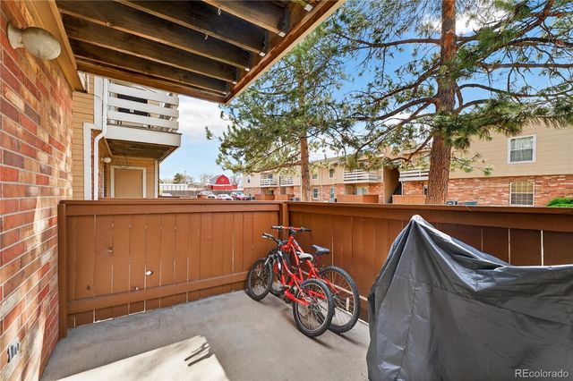 3320 S Ammons Street 101, Lakewood, CO 80227