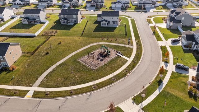 206 Sweetbay Street, Valparaiso, IN 46385