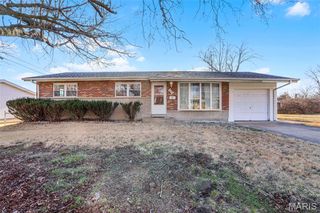 1820 Swallow Lane, Florissant, MO 63031