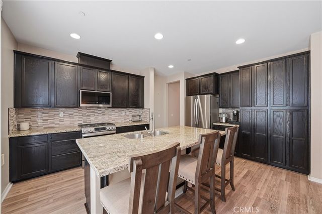 17950 Newport Plum, San Bernardino, CA 92407