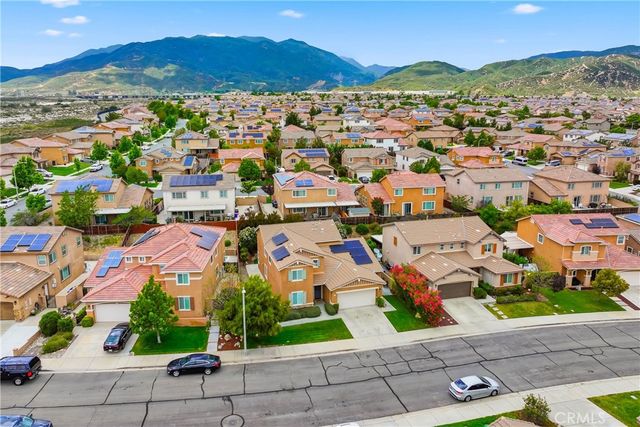 17950 Newport Plum, San Bernardino, CA 92407