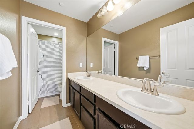 17950 Newport Plum, San Bernardino, CA 92407