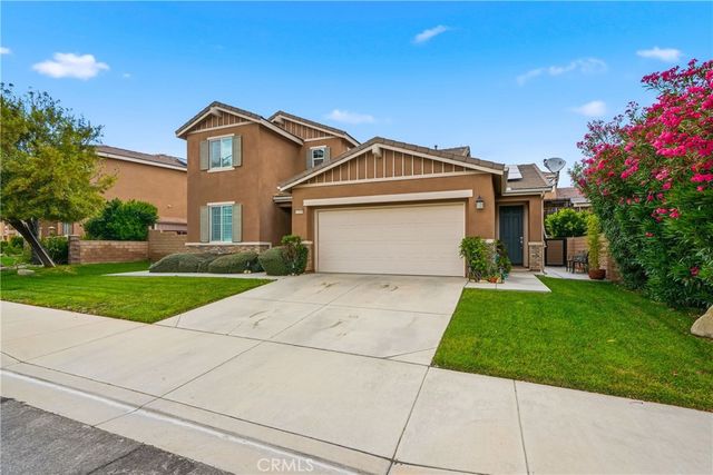 17950 Newport Plum, San Bernardino, CA 92407