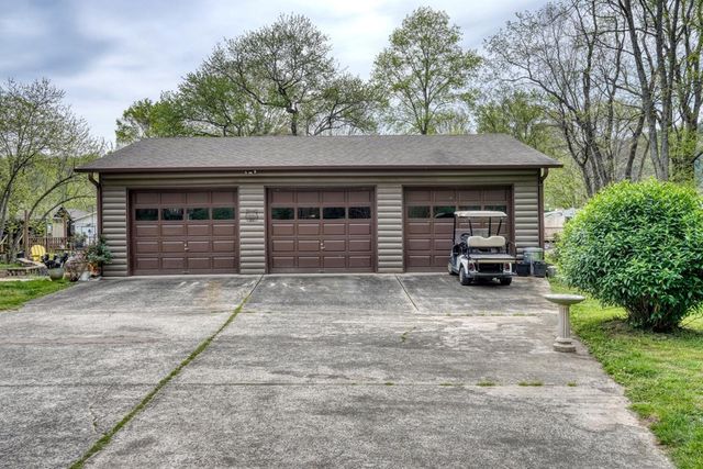 1908 Riverside Drive, Hiawassee, GA 30546