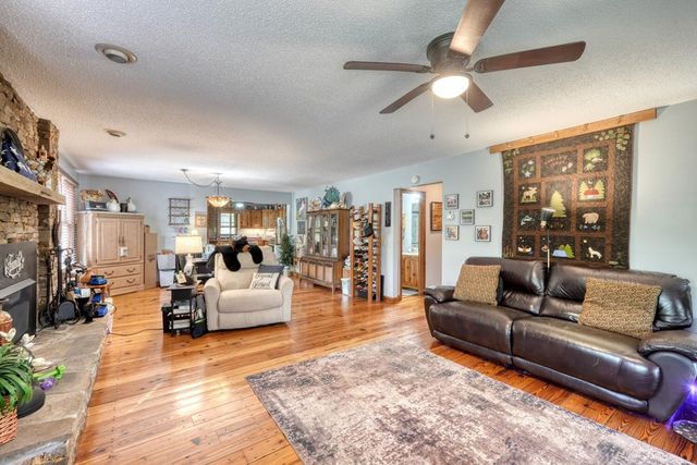 1908 Riverside Drive, Hiawassee, GA 30546