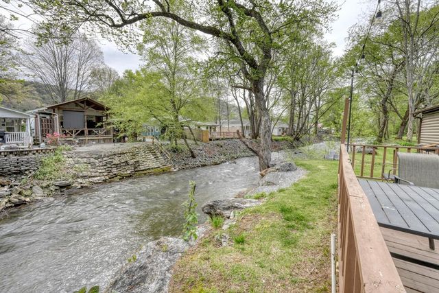 1908 Riverside Drive, Hiawassee, GA 30546