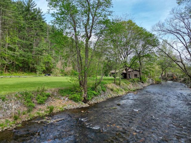 1908 Riverside Drive, Hiawassee, GA 30546