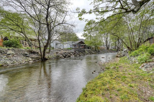 1908 Riverside Drive, Hiawassee, GA 30546