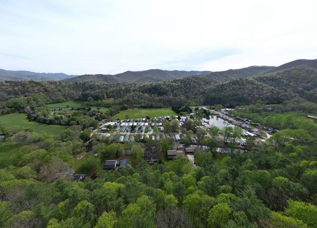 1908 Riverside Drive, Hiawassee, GA 30546