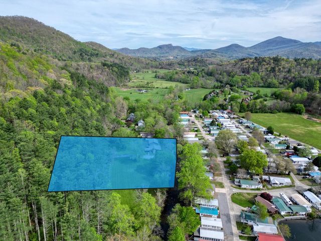 1908 Riverside Drive, Hiawassee, GA 30546