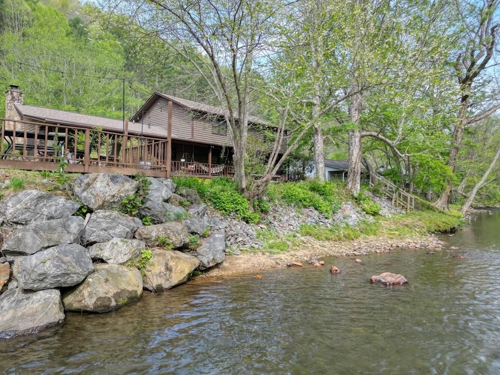 1908 Riverside Drive, Hiawassee, GA 30546