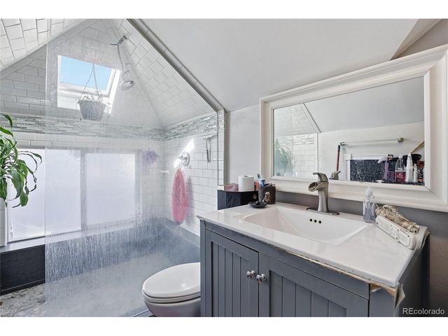 1225 N Clarkson St, Denver, CO 80218