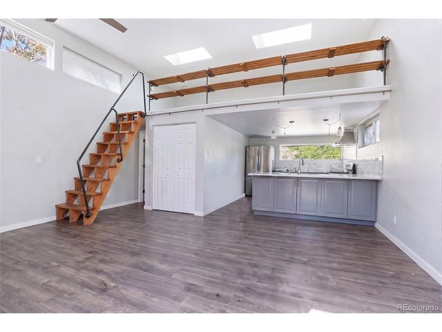 1225 N Clarkson St, Denver, CO 80218