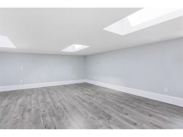 1225 N Clarkson St, Denver, CO 80218