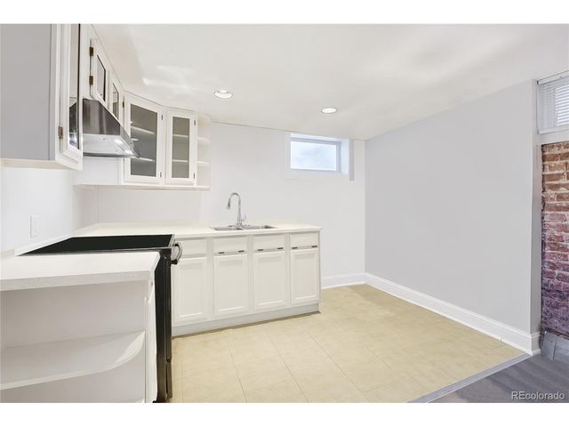 1225 N Clarkson St, Denver, CO 80218