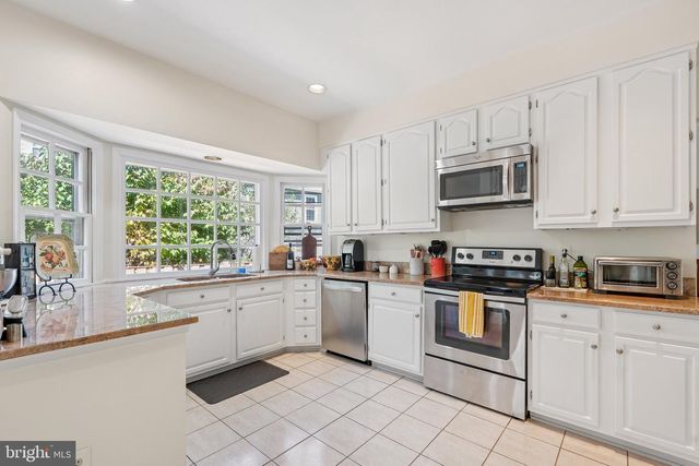 14708 STONE CREEK CT, Centreville, VA 20120